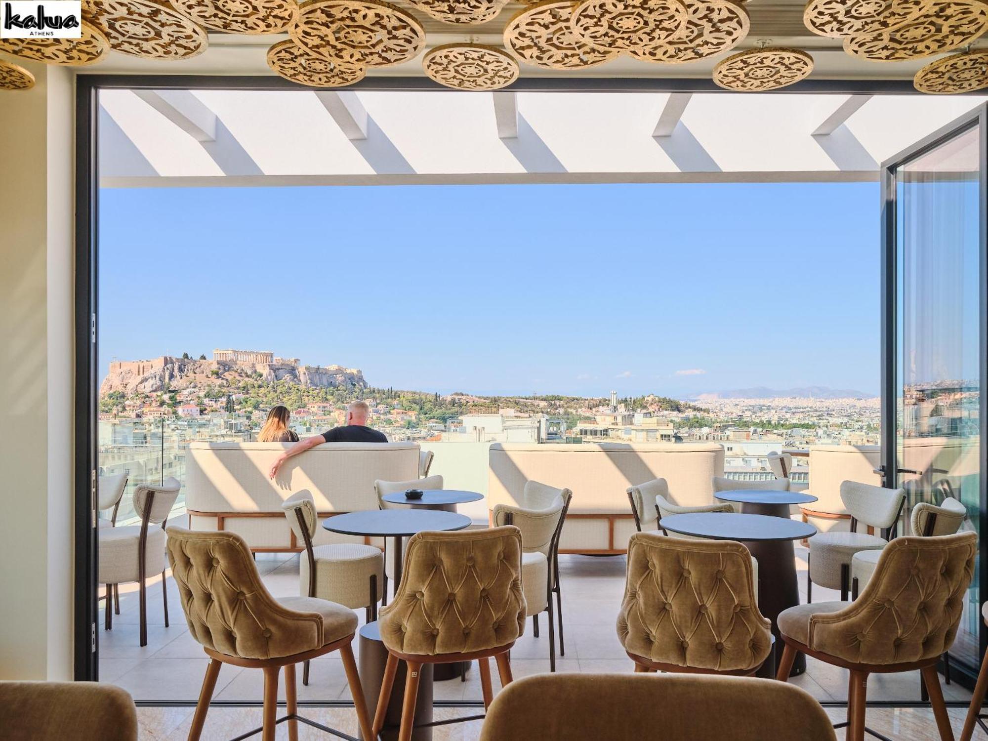Nyx Esperia Palace Hotel Athens By Leonardo Hotels Ngoại thất bức ảnh The view from the bar