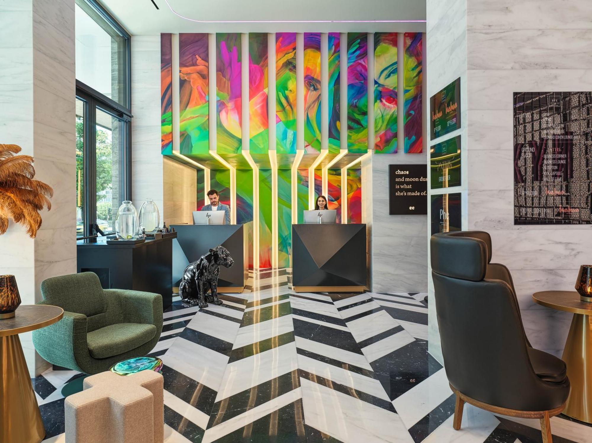 Nyx Esperia Palace Hotel Athens By Leonardo Hotels Ngoại thất bức ảnh The lobby of the hotel
