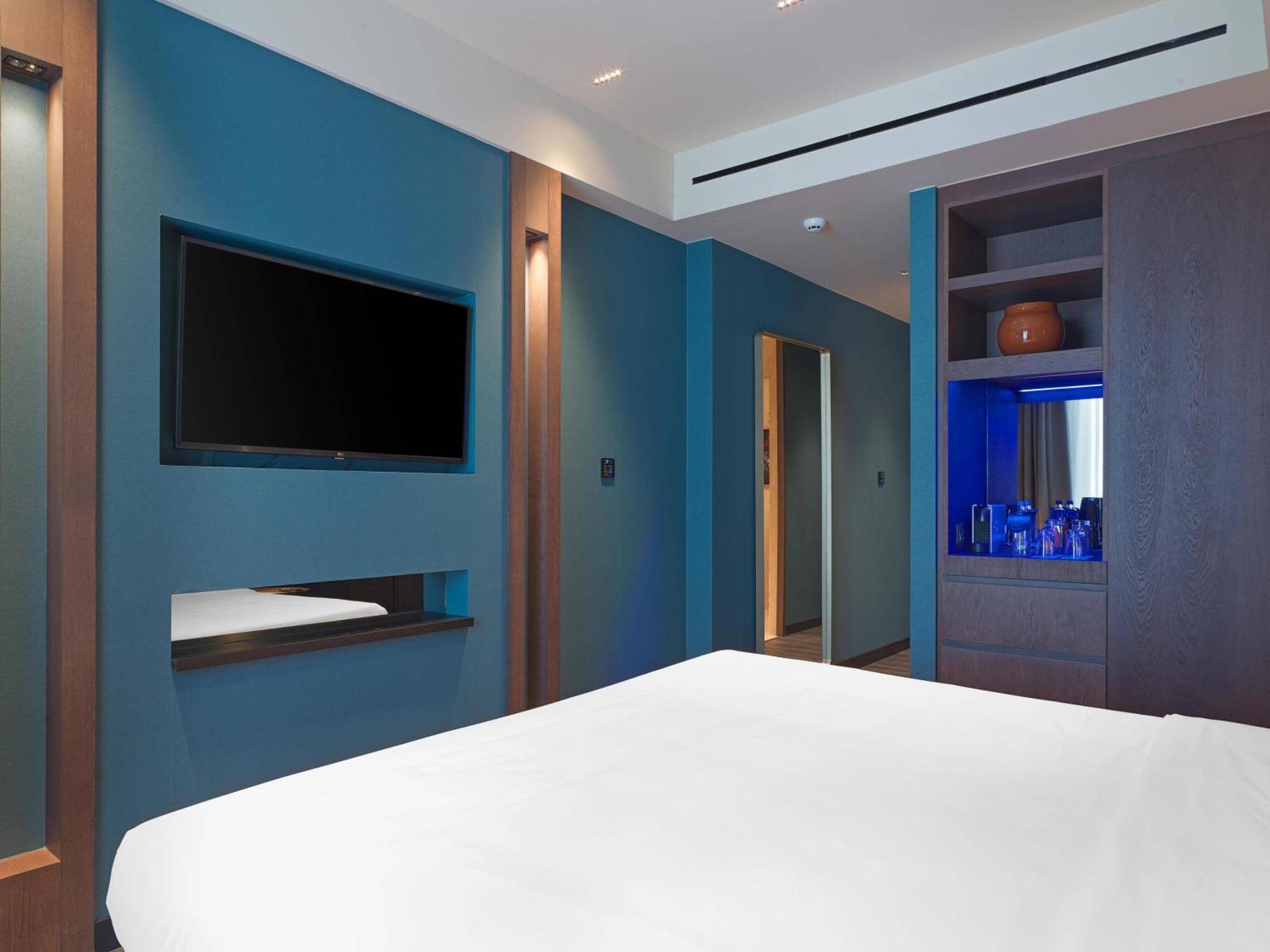 Nyx Esperia Palace Hotel Athens By Leonardo Hotels Phòng bức ảnh A room at the hotel