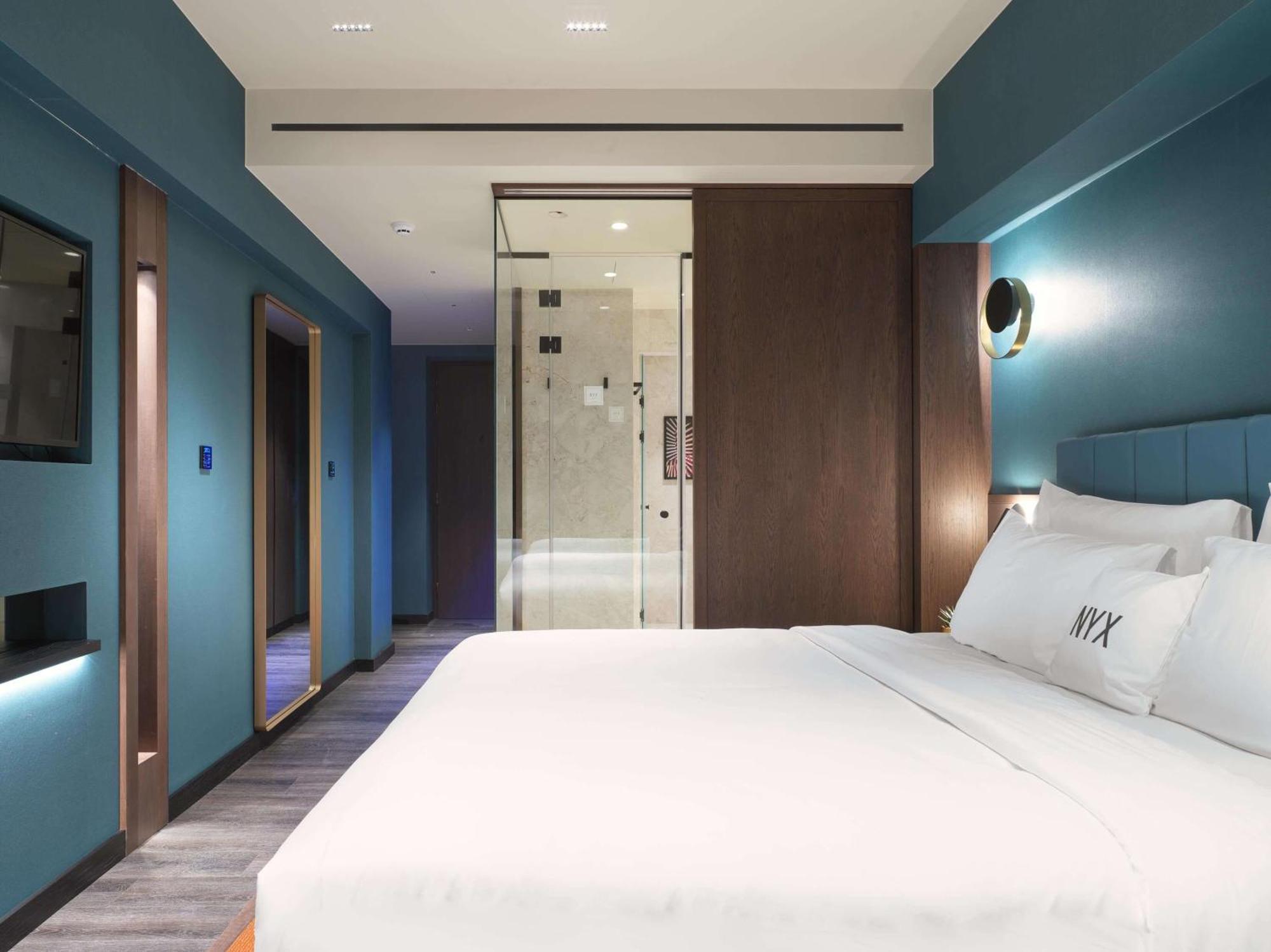 Nyx Esperia Palace Hotel Athens By Leonardo Hotels Phòng bức ảnh A room at the hotel